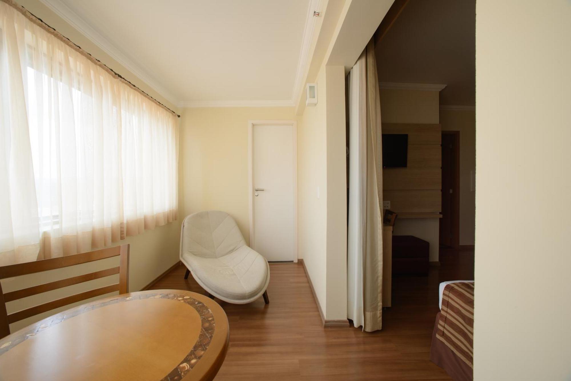 Faro Hotel 4*